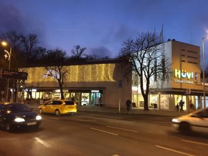 HÜVI bevásárlóközpont